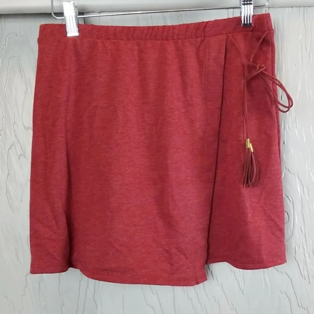 🖤 5/$20 🖤 H.I.P. mini red skirt